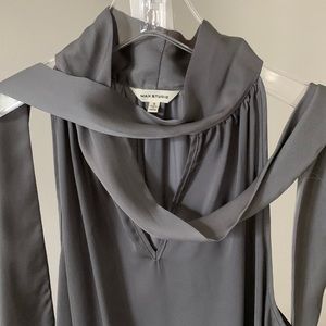 Max Studio Gray Top, size Small